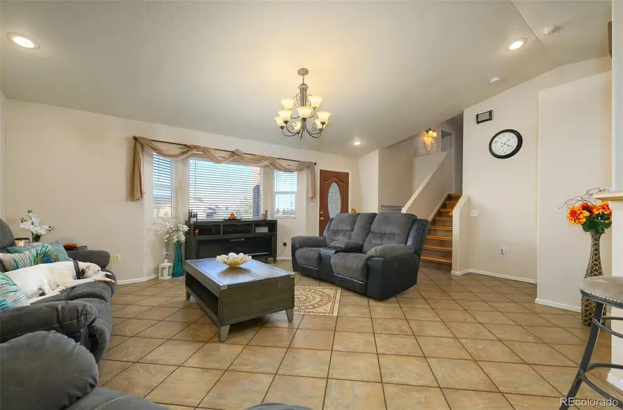 758 E Woodleaf Drive, Pueblo, CO 81007 - Image #3