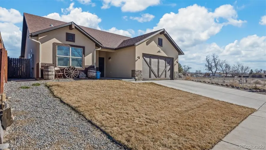 556 32 5/8 Road, Clifton, CO 81520 - #3