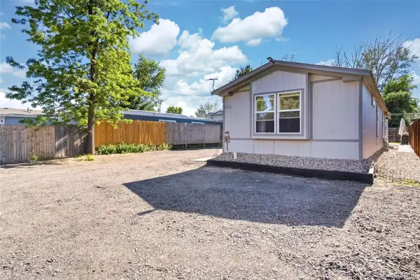 422 Willow Drive, Lochbuie, CO 80603
