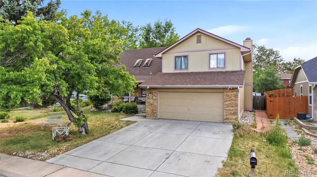 2131 S Newark Way, Aurora, CO 80014 - #1