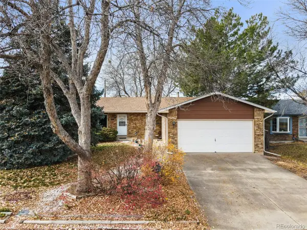 1125 Memphis Street, Aurora, CO 80011