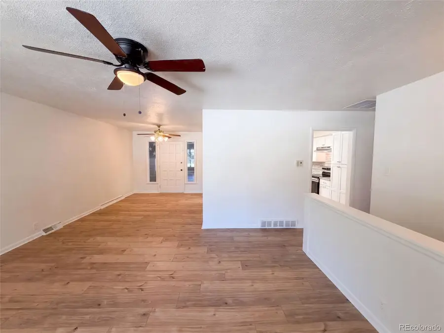 3352 W Aksarben Avenue, Littleton, CO 80123 - #3