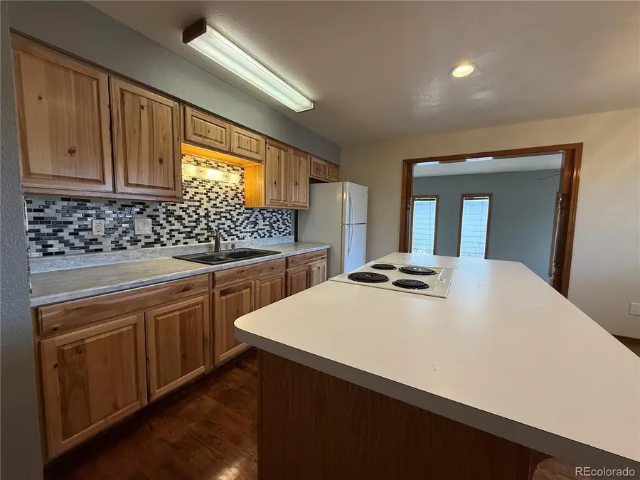 202 Fourteenth Street, Alamosa, CO 81101 - #2