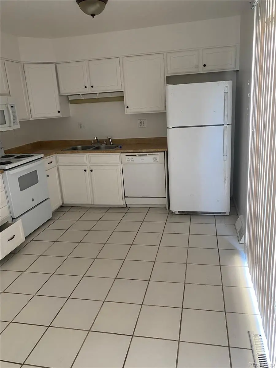 1321 Sable Boulevard, Aurora, CO 80011 - #2