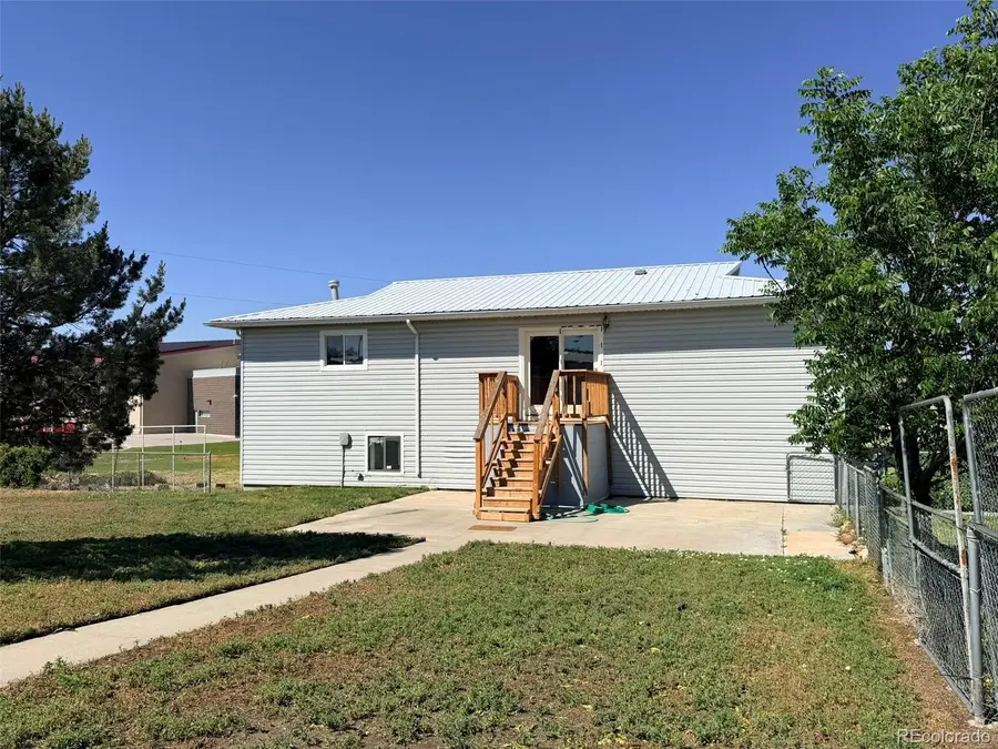140 3rd Avenue, Deer Trail, CO 80105 - #3