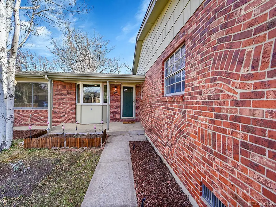 974 Xenophon Court, Golden, CO 80401 - Image #2