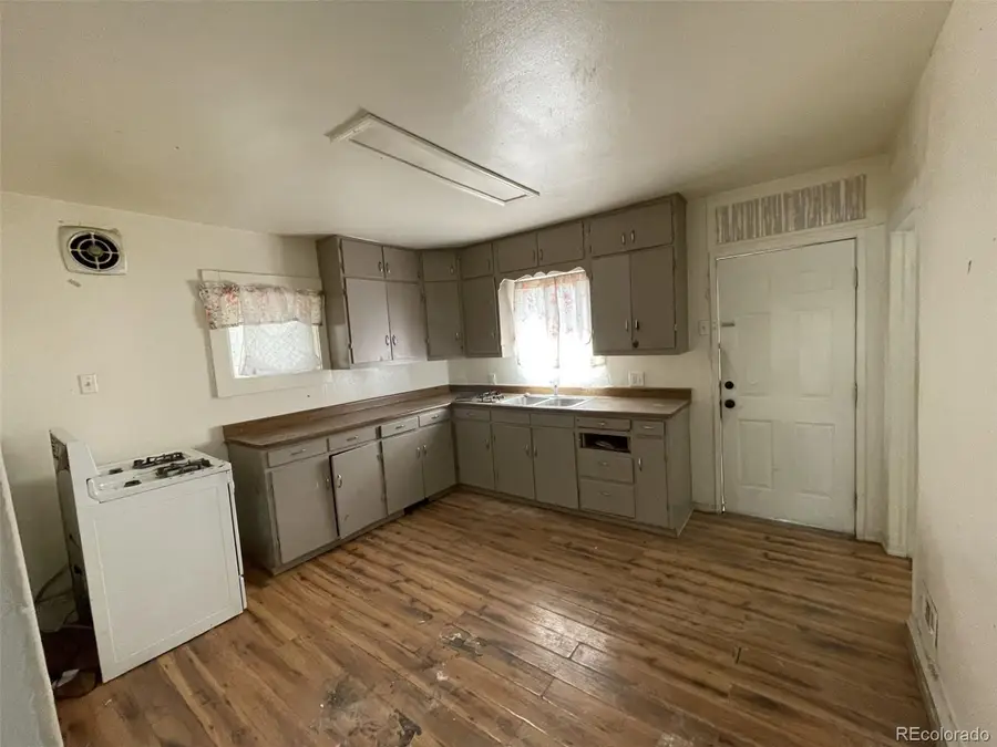 128 Idaho Avenue, Pueblo, CO 81004 - #3