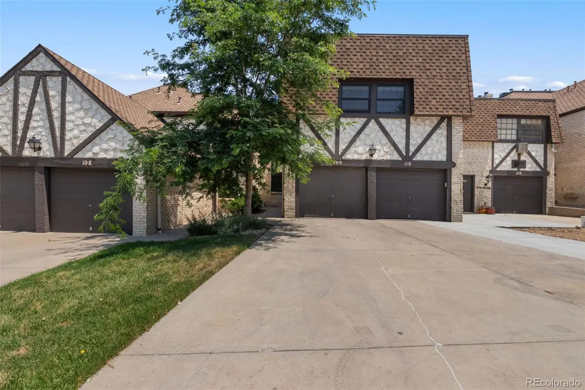 4250 S Olive Street #109, Denver, CO 80237 - #1