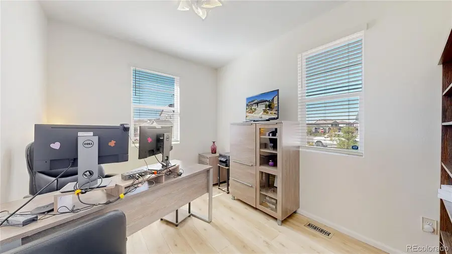 26 S Undergrove Street, Aurora, CO 80018 - #3