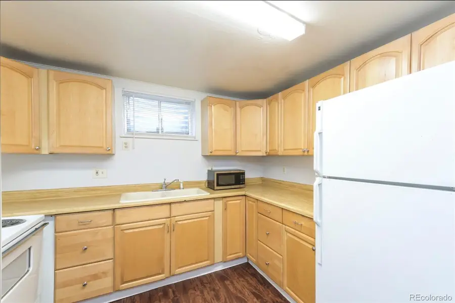 681 Fraser Street, Aurora, CO 80011 - Image #3