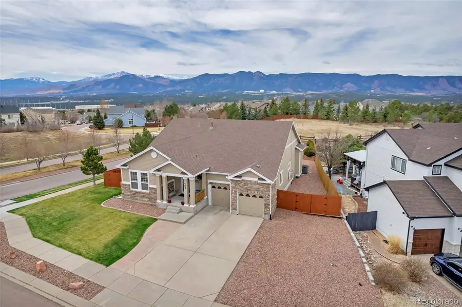 402 Coyote Willow Drive, Colorado Springs, CO 80921 - #3