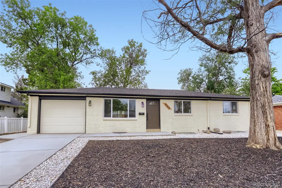 909 E 9th Avenue, Broomfield, CO 80020 - #1
