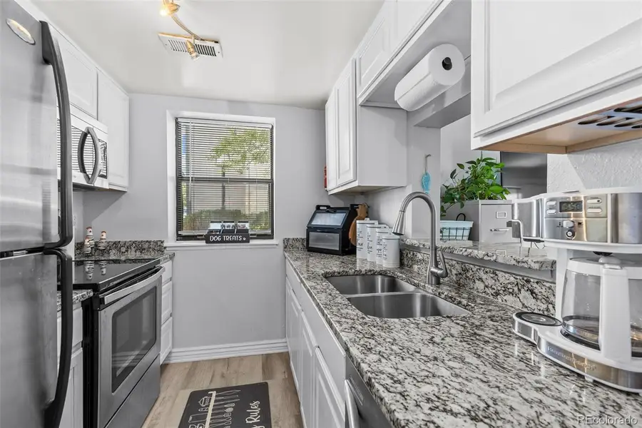 9867 E Peakview Avenue #E1, Englewood, CO 80111 - #3