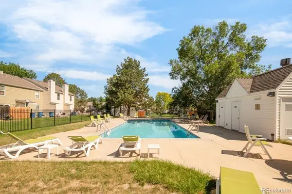 8805 W Floyd Avenue, Lakewood, CO 80227