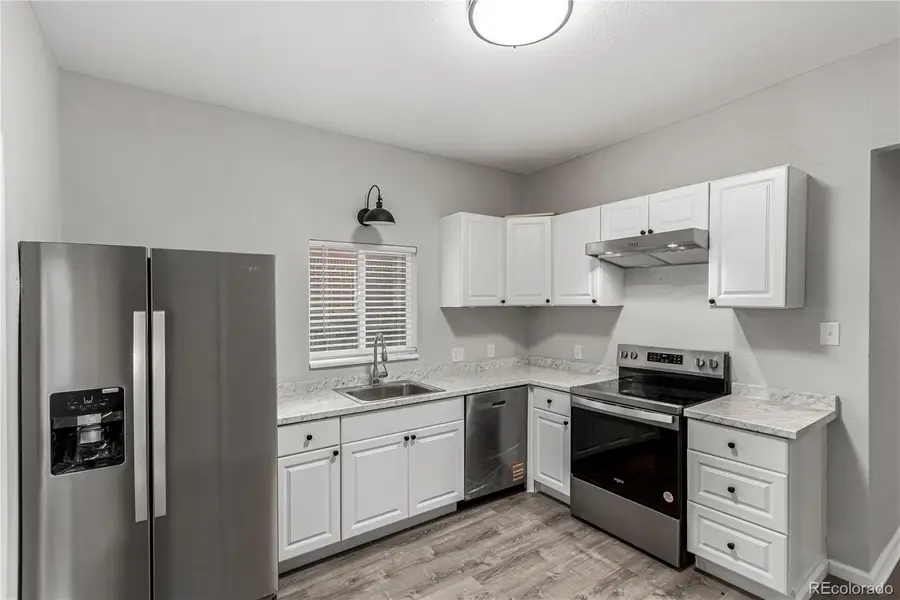 725 Knox Court, Denver, CO 80204 - Image #2