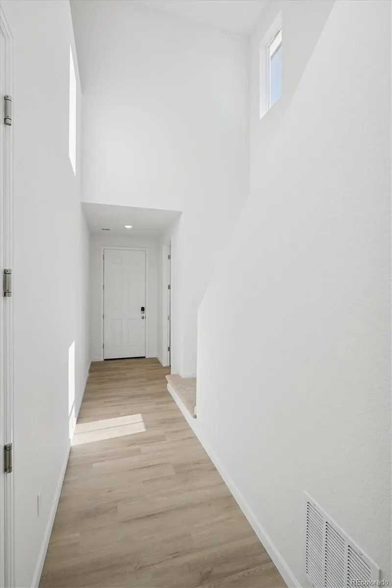 231 Sage Grouse Way, Bennett, CO 80102 - Image #2