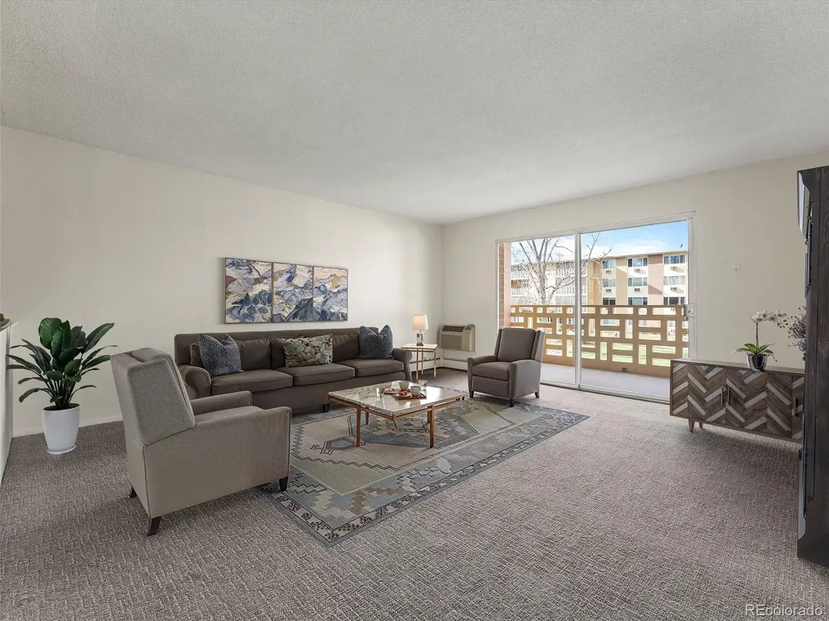 605 S Alton Way #2B, Denver, CO 80247 - Image #1