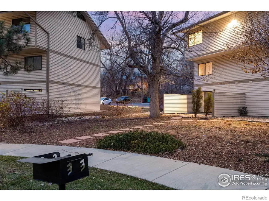 1705 Heatheridge Road, Fort Collins, CO 80526 - Image #2