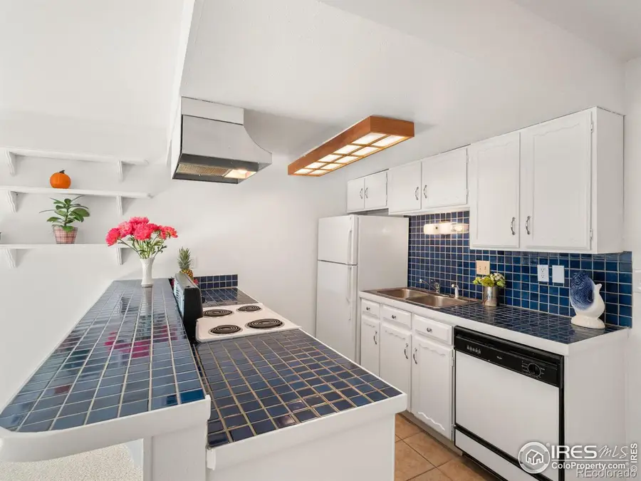 645 Manhattan Place #304, Boulder, CO 80303 - Image #2