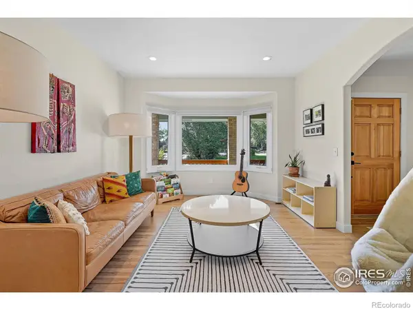 2237 Eagleview Way, Longmont, CO 80504