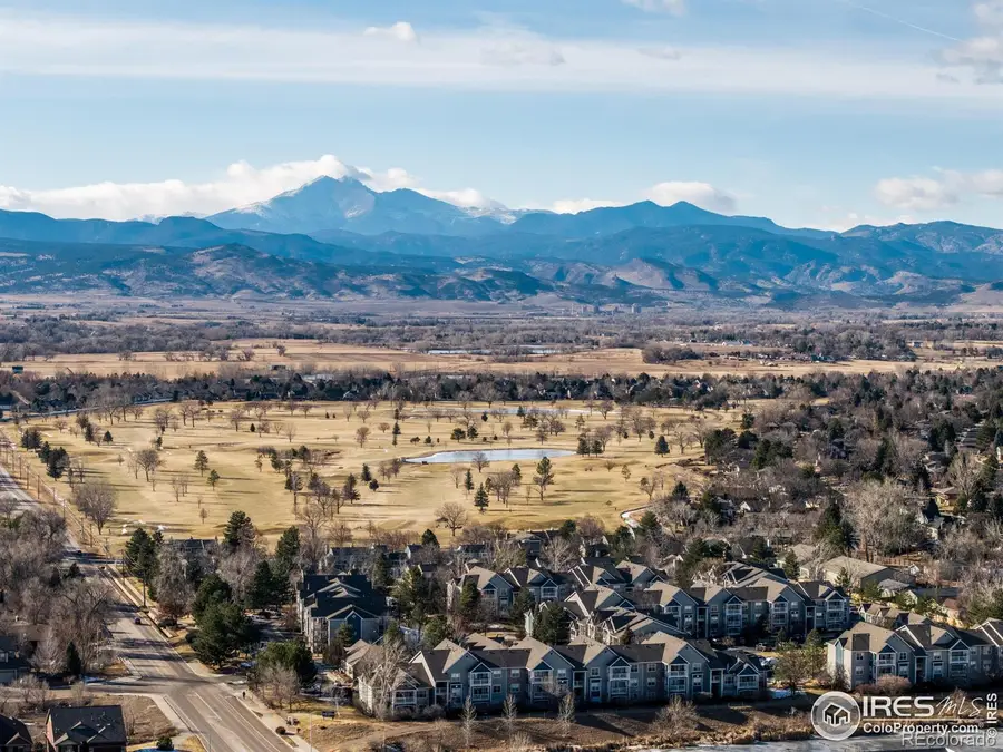 927 Hover Ridge Circle, Longmont, CO 80501 - Image #2