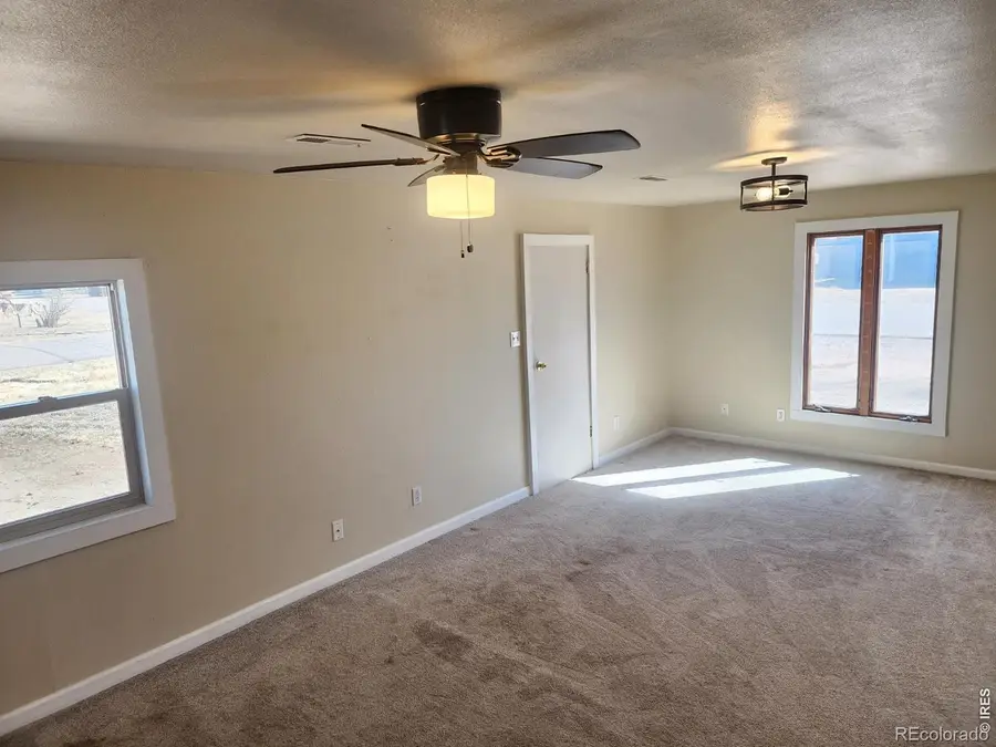 501 N 6th Avenue, Sterling, CO 80751 - #3