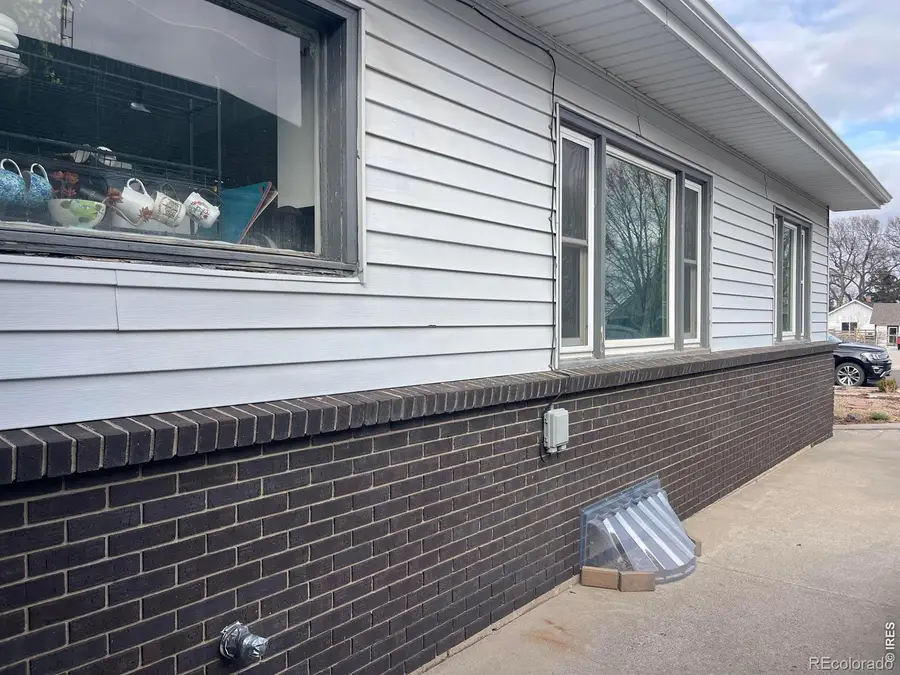 318 Iowa Avenue, Stratton, CO 80836 - #2