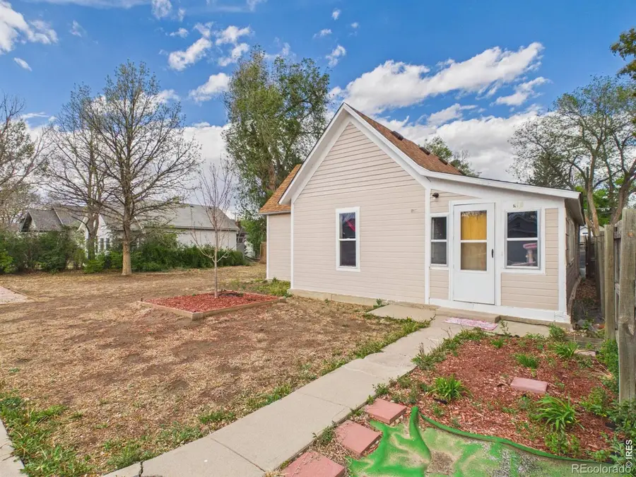 413 Park Avenue, Eaton, CO 80615 - #3