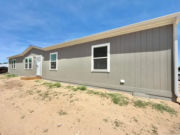 103 Beach Drive, Log Lane Village, CO 80705