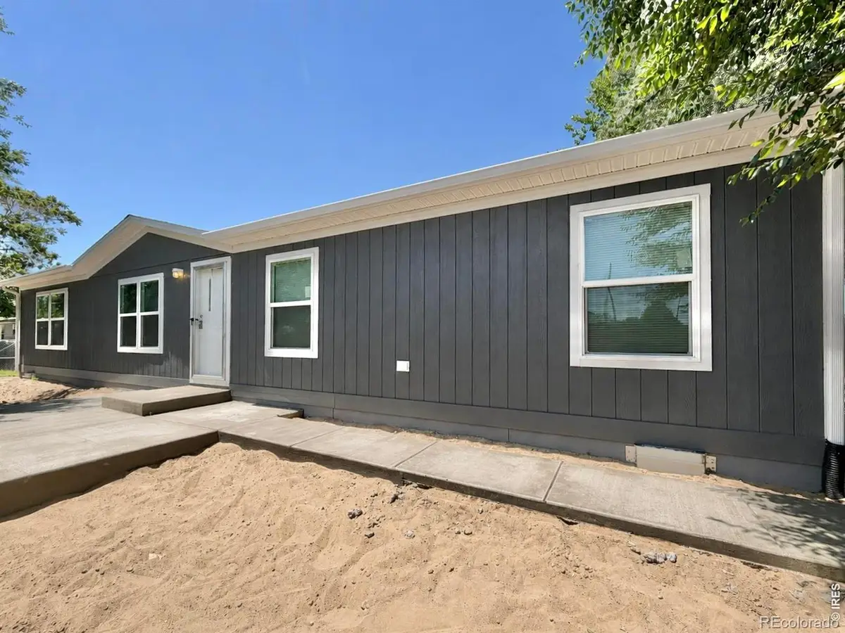 110 W Grant Avenue, Firestone, CO 80520 - #1