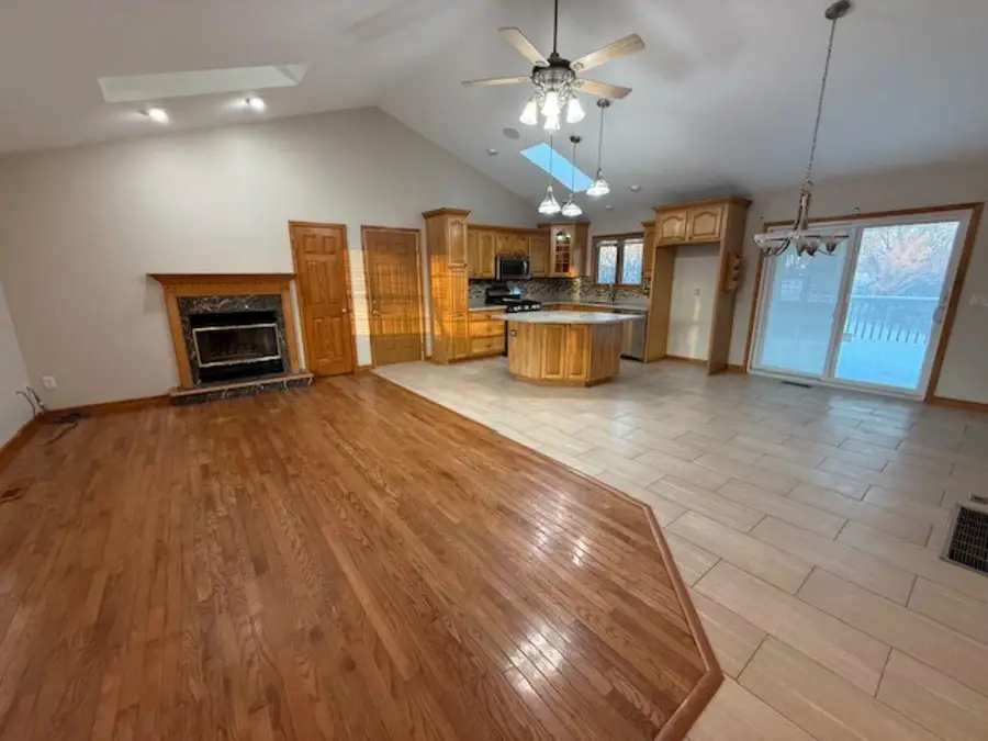 11501 Devilscreek Road, Blue Grass, IA 52726 - Image #2