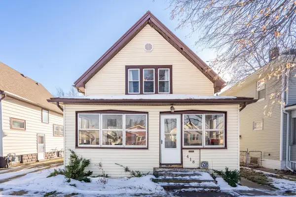 418 20th Avenue, Moline, IL 61265