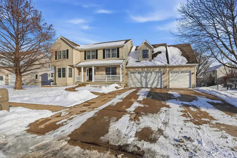 5805 Lorton Avenue, Davenport, IA 52807 - Image #2