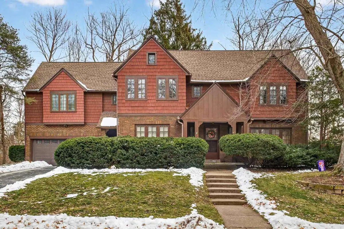 49 Kenwood Avenue, Davenport, IA 52803 - Image #1