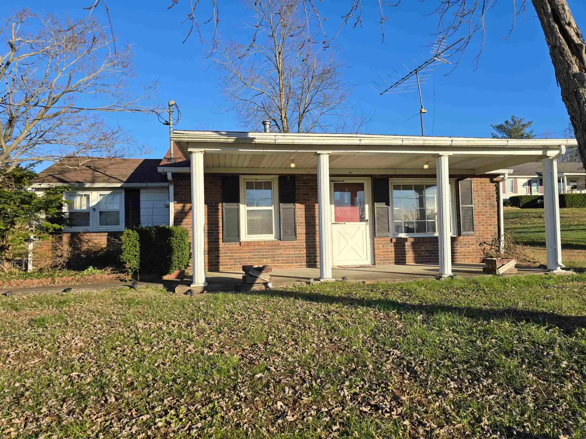 550 Old Broughton Road, Eldorado, IL 62930 - Image #1