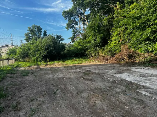 111 Midkiff Street, Harrisburg, IL 62946