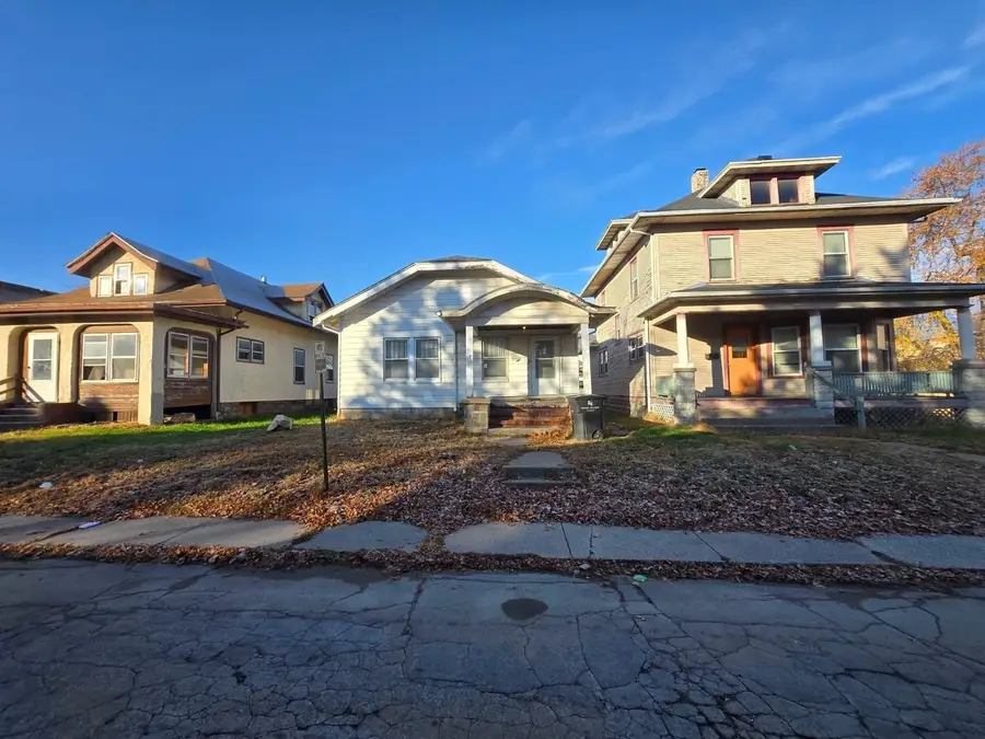 1204 Glenhurst Court, Rock Island, IL 61201 - Image #2