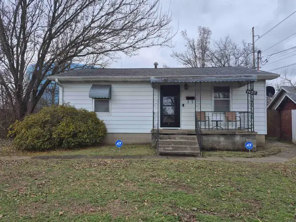 1428 S Granger Street, Harrisburg, IL 62946