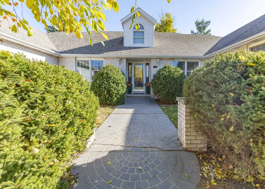 720 Hickory Drive, Geneseo, IL 61254 - Image #3