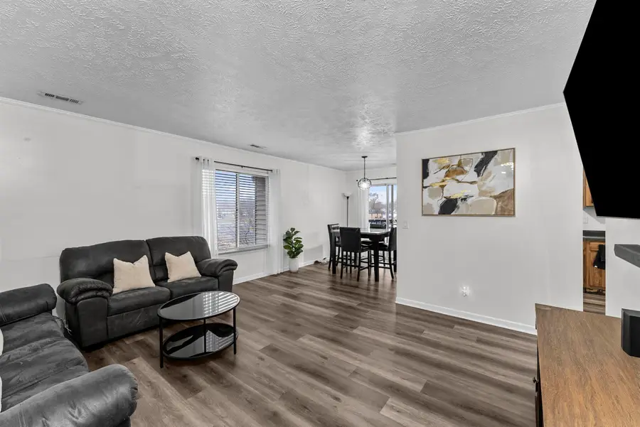 1808 53rd Street, South Moline, IL 61201 - Image #2