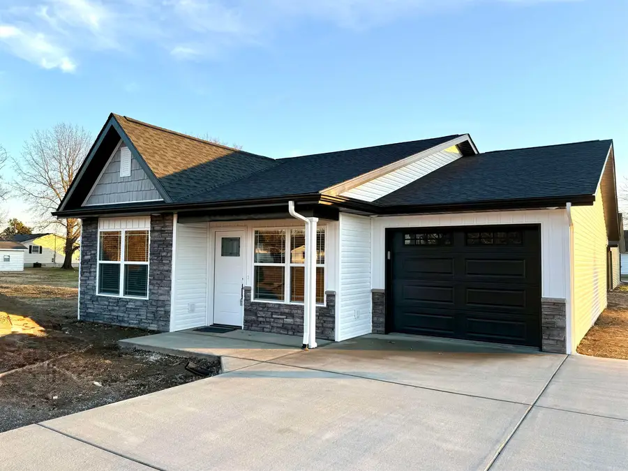 1501 C N Russell Street, Marion, IL 62959 - Image #2