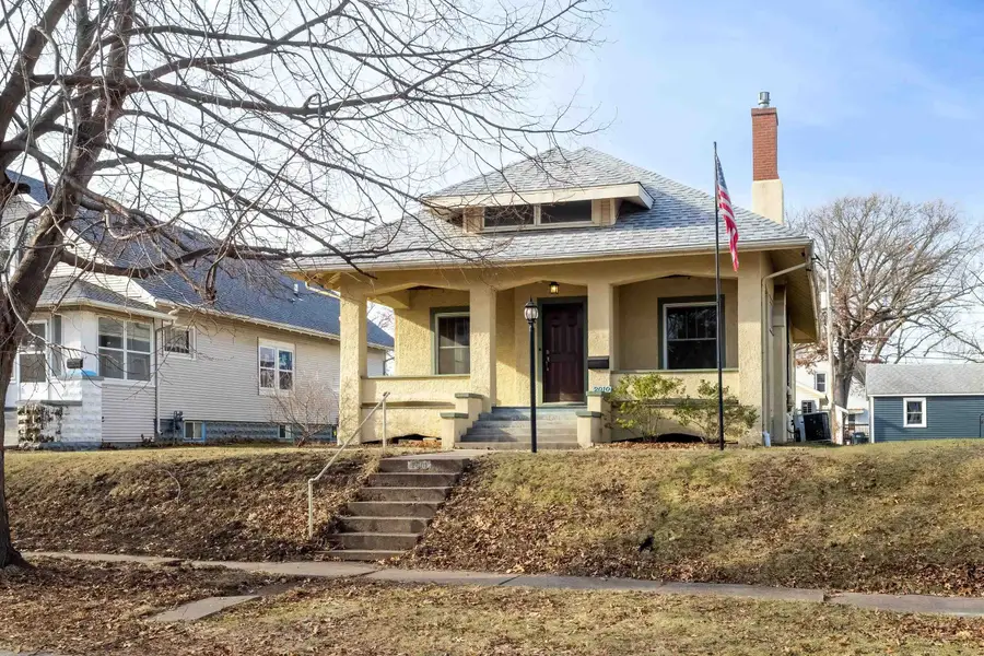 2010 Lillie Avenue, Davenport, IA 52804 - Image #2