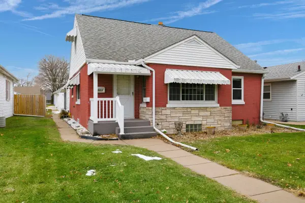 1923 31st Street A Street, Moline, IL 61265