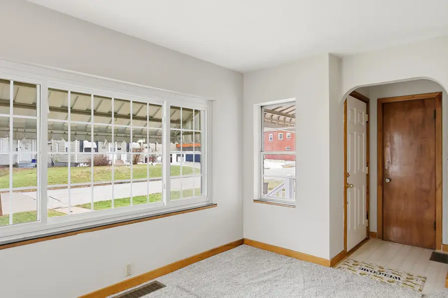 1923 31st Street A Street, Moline, IL 61265 - Image #3