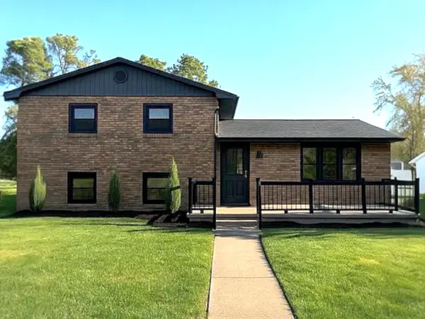 1103 W 10th St Street, Metropolis, IL 62960