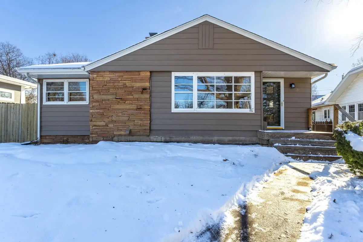 71 Crestwood Terrace, Davenport, IA 52803 - Image #1