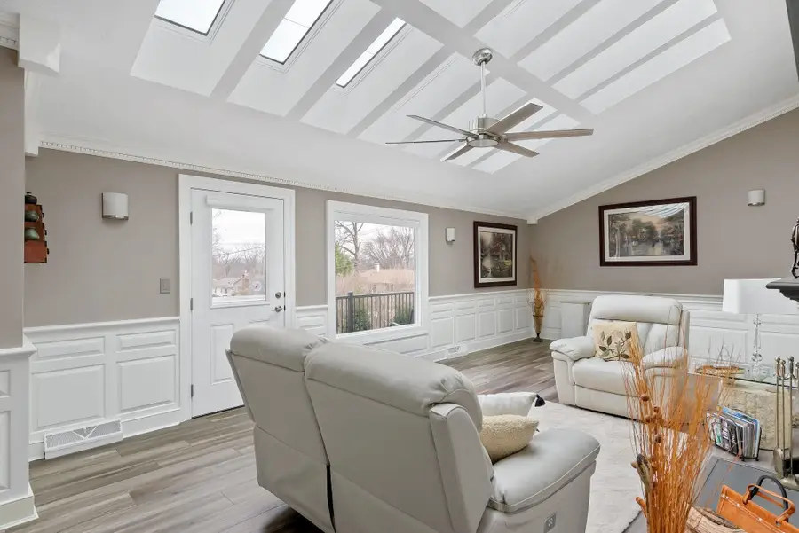 3719 N Thornwood Avenue, Davenport, IA 52806 - Image #2