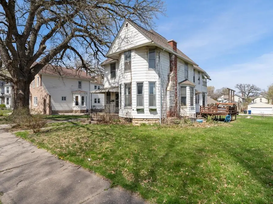 730 E 14th St Street, Davenport, IA 52803 - Image #3