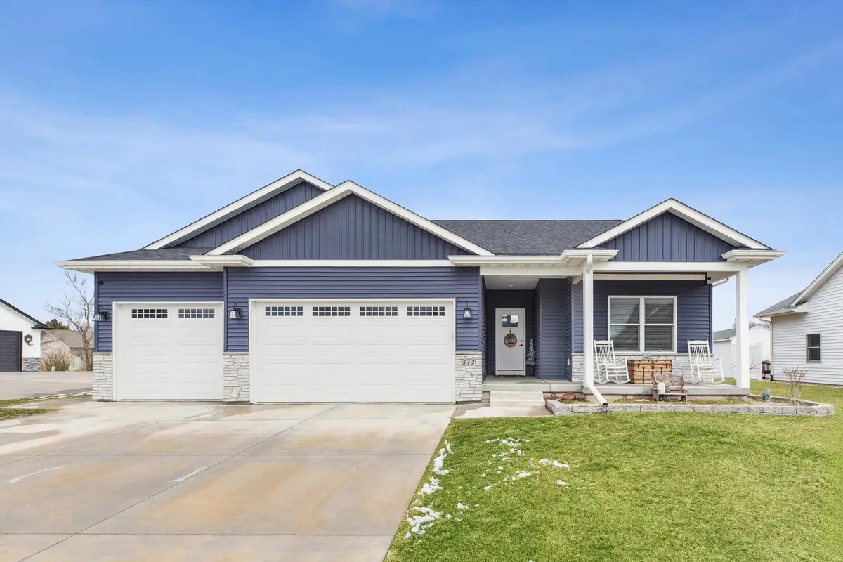 512 W Meadow Lane, Walcott, IA 52773 - #1