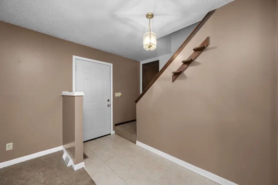 111 Hillside Drive, Eldridge, IA 52748 - Image #3